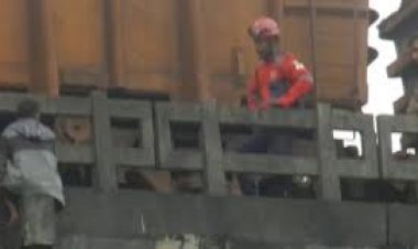 Bombeiro impede que vigilante se jogue no rio Madeira após mais de 4 horas de negociação