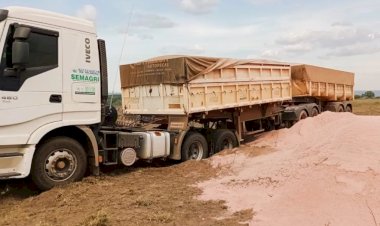 Programa garante transporte gratuito de calcário a pequenos produtores em Vilhena