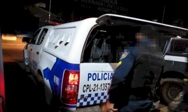 Acompanhante causa tumulto em residência e dupla é presa com maconha em Vilhena