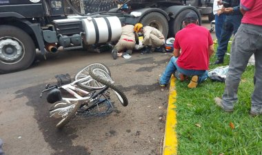 Ciclista fica ferido após ser atropelado por caminhão do Exército em Jaru