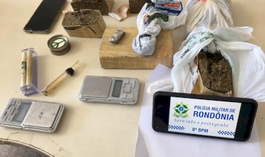 Polícia Militar reprime tráfico e uso de drogas em praça de Vilhena e encaminha envolvidos à delegacia