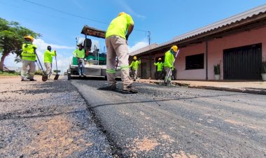Ezequiel Neiva vistoria início de recapeamento de ruas e reforça investimentos em infraestrutura em Cerejeiras