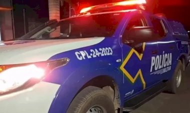 Suspeito tenta fugir da PM e acaba preso com drogas, dinheiro e balaclava em Cerejeiras