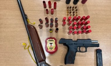 Operação da Polícia Civil encontra armas e munições durante busca em área rural de Nova Mamoré