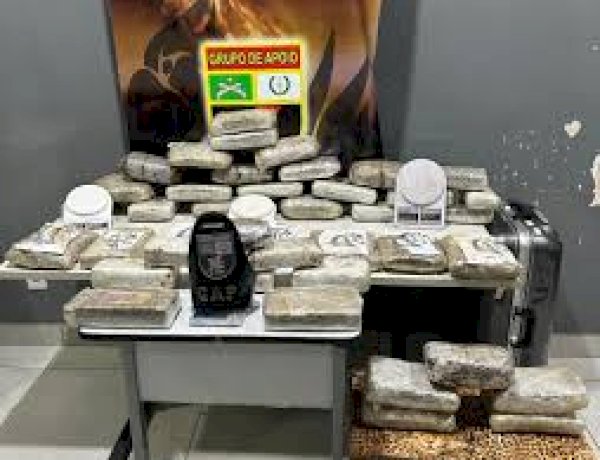 Suspeitos reagem a abordagem, são baleados e PM apreende 31 tabletes de droga em Porto Velho