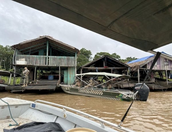 Ação conjunta no Rio Madeira inutiliza 47 embarcações ligadas ao garimpo ilegal