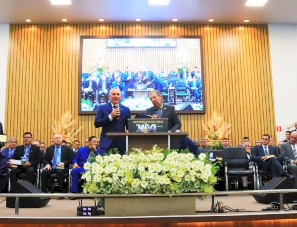 Ezequiel Neiva homenageia 104 anos da Assembleia de Deus em Rondônia com voto de louvor