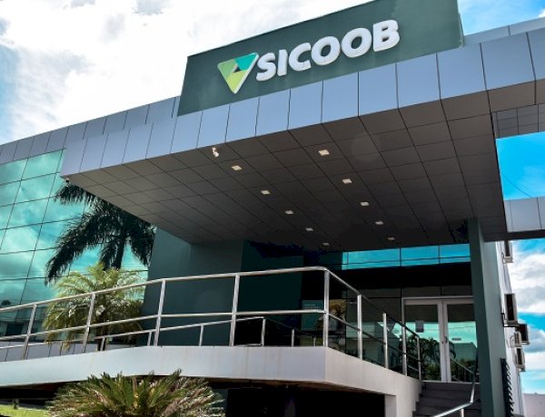 Ladrões arrombam agência do Sicoob e furtam notebooks em Porto Velho