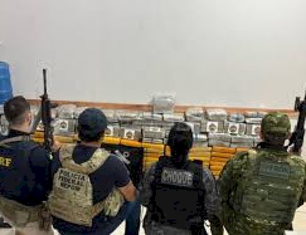 Operação no Rio Madeira apreende mais de 400 kg de drogas e arma de fogo em RO