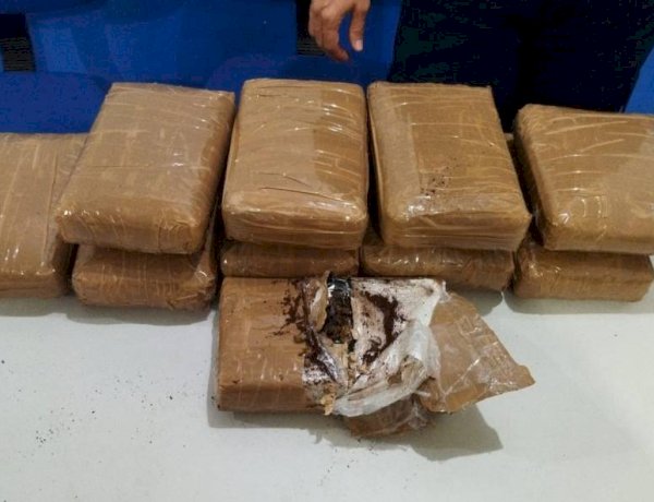 Jovem é detida com 10 kg de maconha durante fiscalização em Vilhena