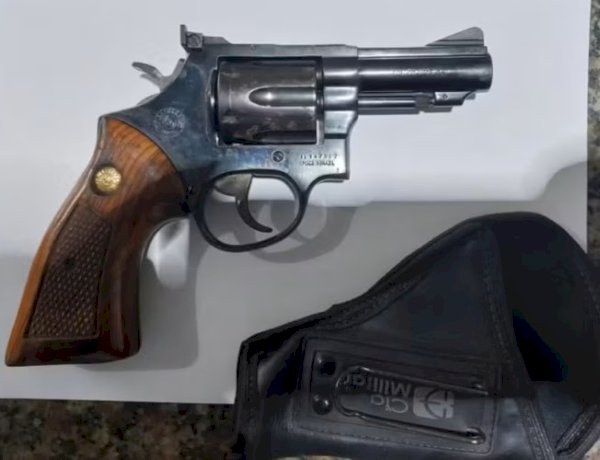 CACOAL: Passageiro é levado à delegacia após arma ser encontrada em mochila durante embarque no aeroporto