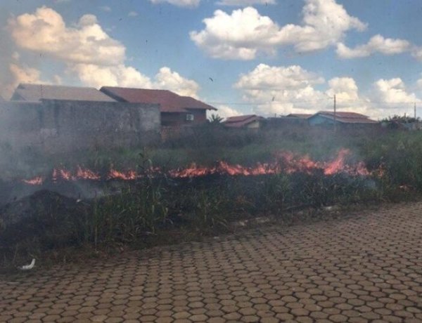 Prefeitura intensifica alerta contra queimadas urbanas durante período de seca em Jaru