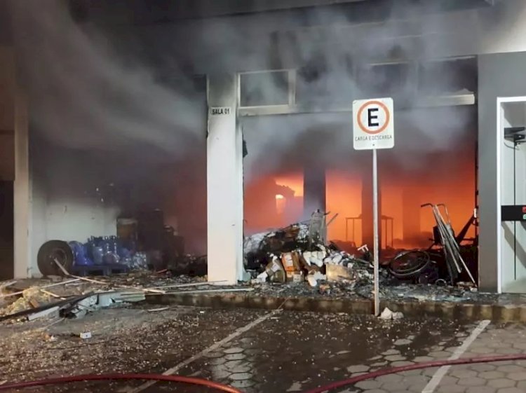 Dois homens são presos por incêndio criminoso em almoxarifado da Prefeitura de Vilhena