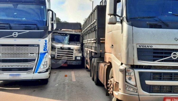Acidente entre carretas deixa um morto na BR-435, próximo a Colorado do Oeste