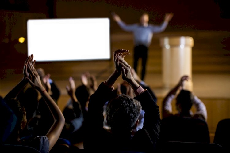 Profissionais da imprensa terão palestra gratuita sobre comunicação digital em Rolim de Moura