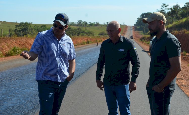 Ezequiel Neiva acompanha obras da Rodovia do Boi e destaca impacto para o desenvolvimento do Cone Sul