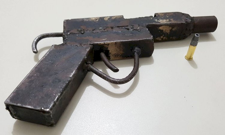 Homem é preso com arma artesanal e diz que se armou por medo de facção em Cerejeiras