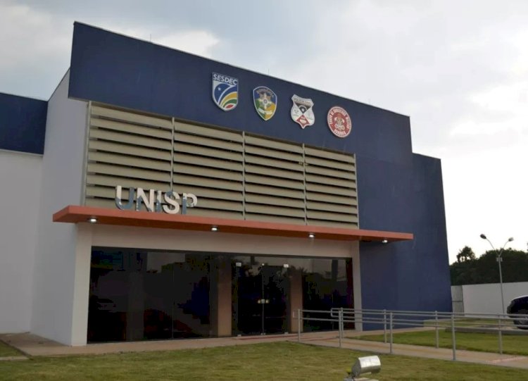 Adolescente é apreendido após atear fogo em fachada de empresa no centro de Vilhena