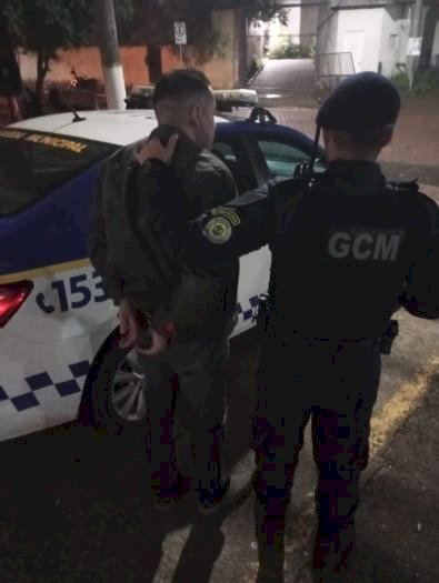 Motociclista fica em estado crítico após acidente em Porto Velho; motorista bêbado é preso