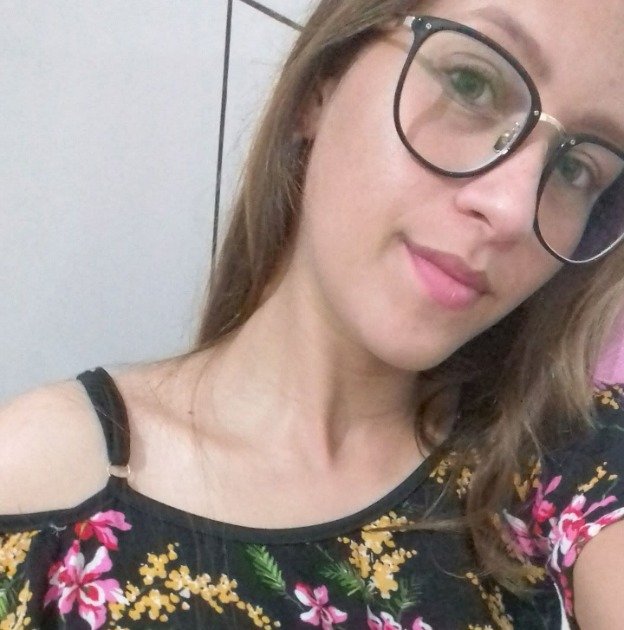 Francieli Gomes, primeira locutora da Rádio Ondas Verdes, morre em acidente na BR-435 em Cerejeiras