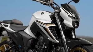 Yamaha Fazer é furtada em frente a residência no Jardim Eldorado, em Vilhena