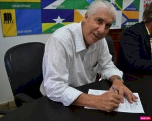 Justiça rejeita ação de ex-prefeito contra ex-vereador por críticas sobre privatização da água em Cerejeiras