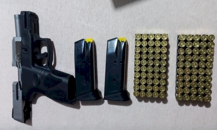 Homem é detido com pistola e munições após tentar fugir da polícia em Chupinguaia