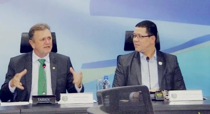 Luizinho Goebel solicita ao Estado recuperação asfáltica e tapa-buracos em vias urbanas de Cerejeiras