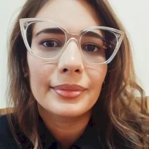 Polícia descarta versão de suspeito sobre faca usada no assassinato de professora