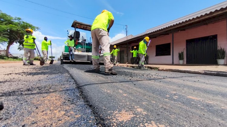 Ezequiel Neiva vistoria início de recapeamento de ruas e reforça investimentos em infraestrutura em Cerejeiras