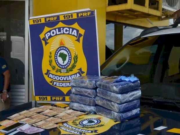 Passageiro é preso com drogas durante fiscalização na BR-364 em RO