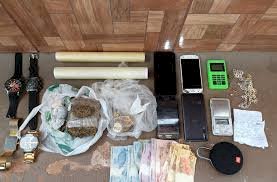 Três suspeitos são presos com drogas durante ação contra o tráfico em Pimenta Bueno