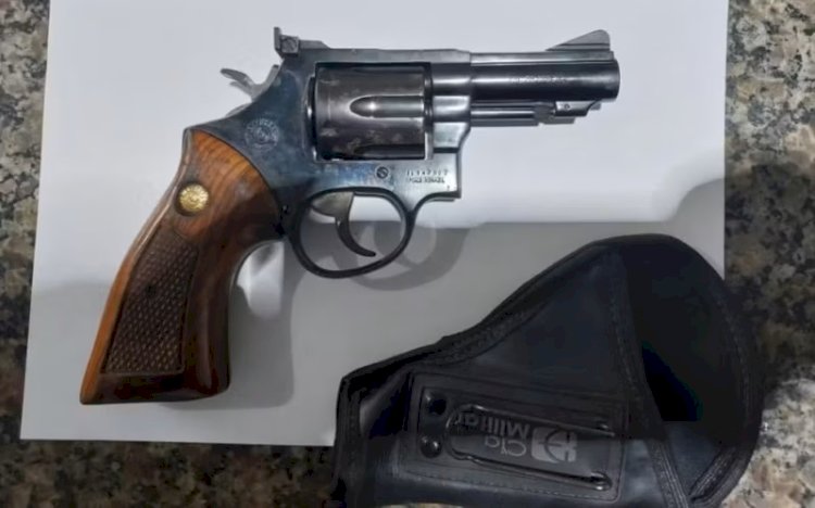 CACOAL: Passageiro é levado à delegacia após arma ser encontrada em mochila durante embarque no aeroporto