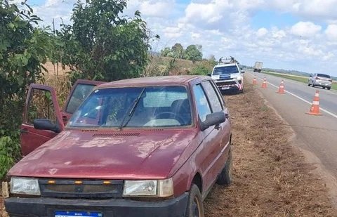 Confronto com a PM termina com adolescente morto e outro apreendido após perseguição na BR-364