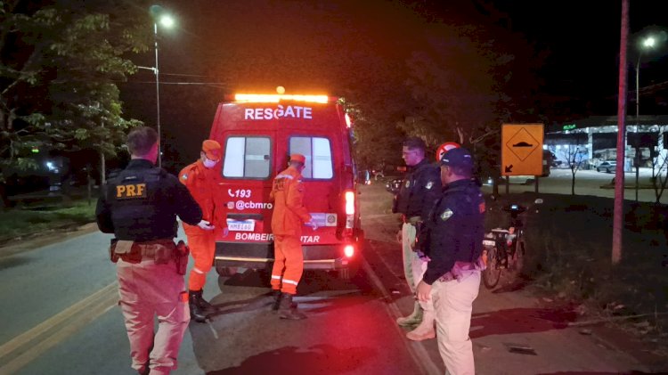 Homem fica ferido após sofrer queda de bicicleta elétrica na BR-364, em Jaru